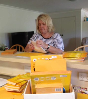 Packing Bee with 43kg of Letters